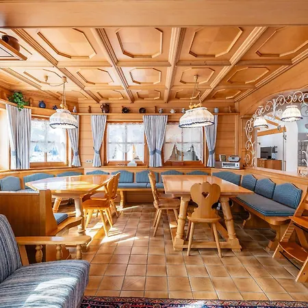 Alpenvilla Janerweg - By Mynests *